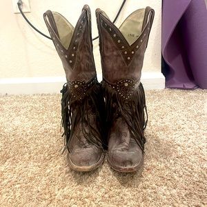 Fringe cowboy boots size 8.5
